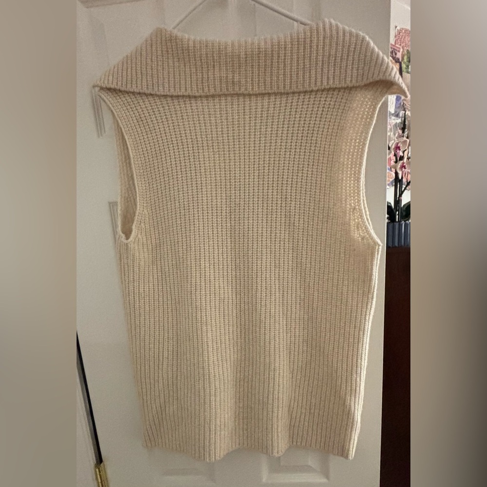 NWT Vince V-Neck Collared Wool/Cashmere Blend Cream Vest, Size L - Picture 6 of 8
